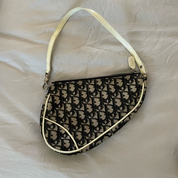 Dior Handbags - Dior Vintage Saddle Pochette